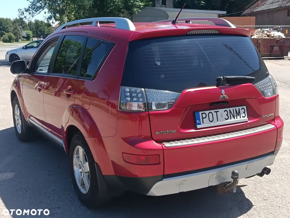 Mitsubishi Outlander 2.0 DI-D 4WD Instyle - 13