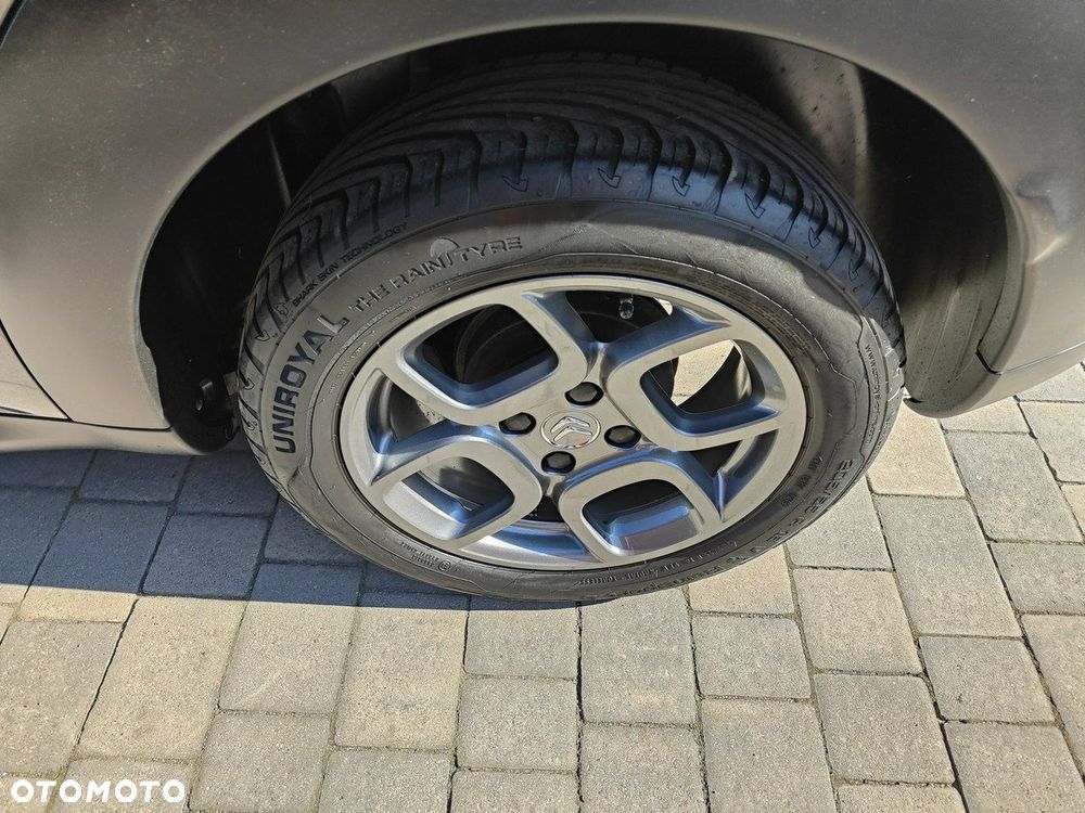 Citroën C4 Cactus - 32