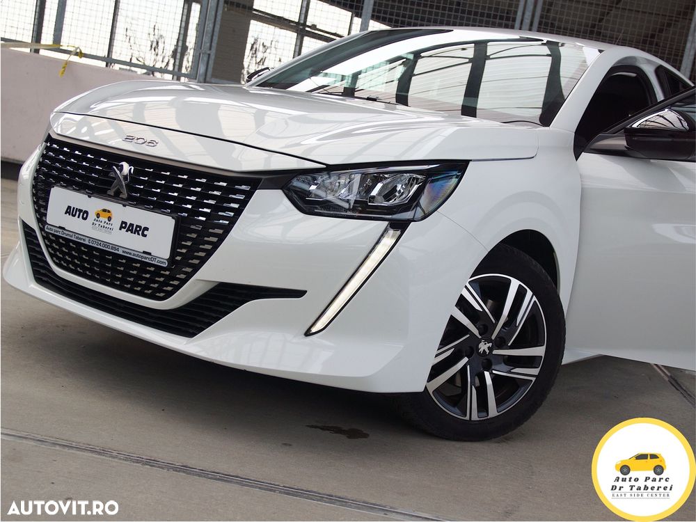 Peugeot 208 PureTech 100 EAT8 Allure Pack - 11