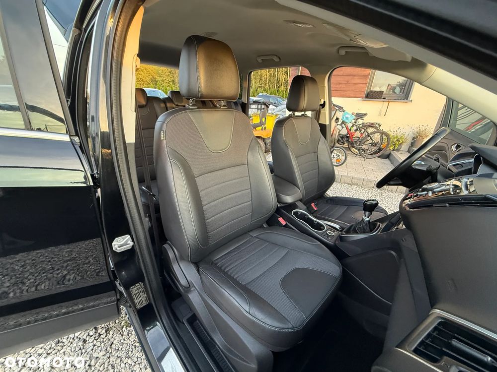 Ford Kuga 2.0 TDCi 4x4 Titanium - 22