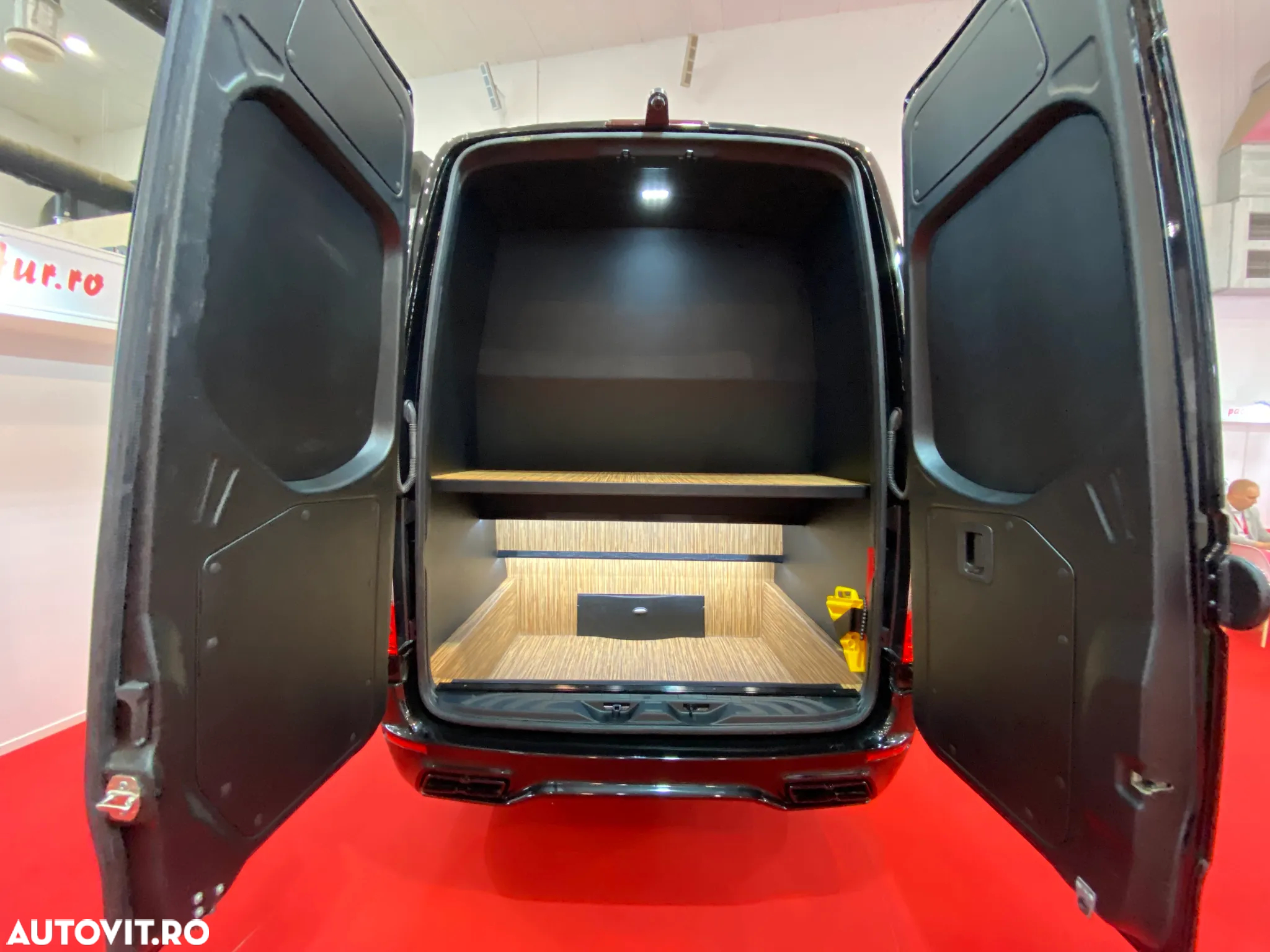 Mercedes-Benz 519 19+1+1 LOCURI vip  *COC* - 4