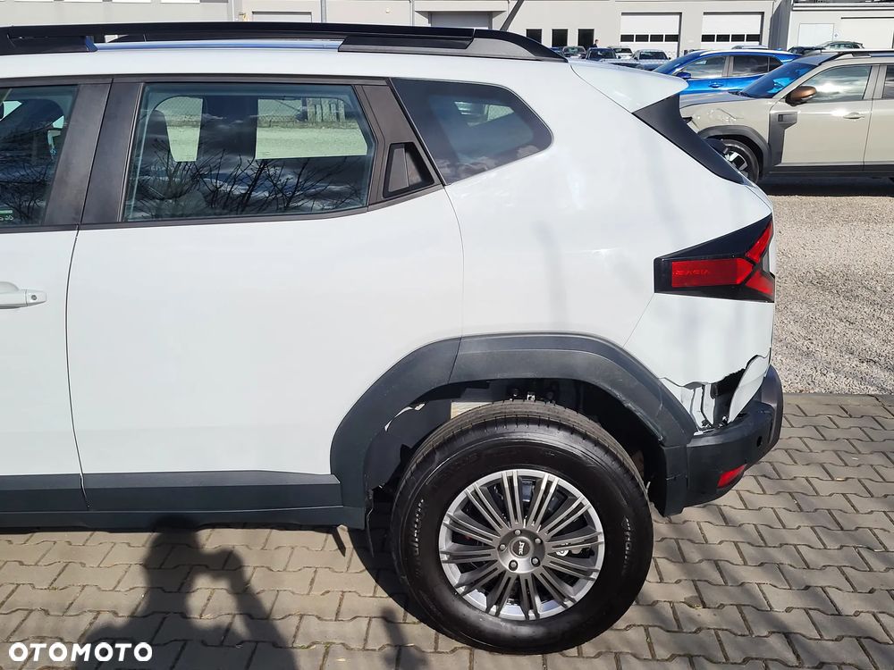 Dacia Duster 1.2 TCe mHEV Expression 4x4 - 28