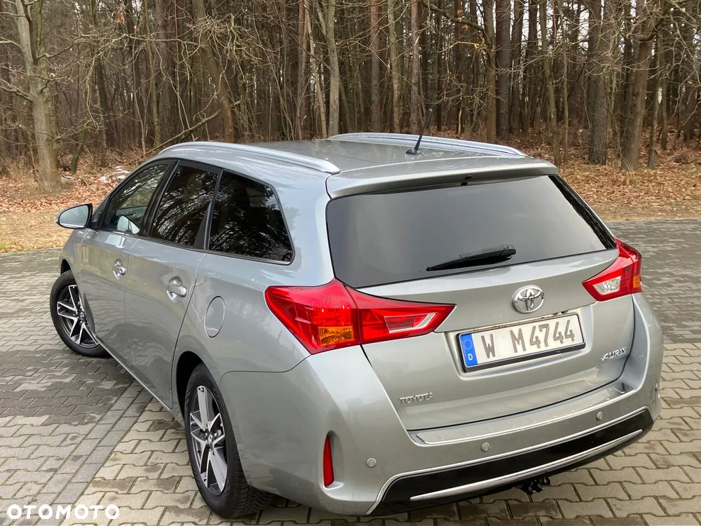 Toyota Auris 2.0 D-4D Executive - 7