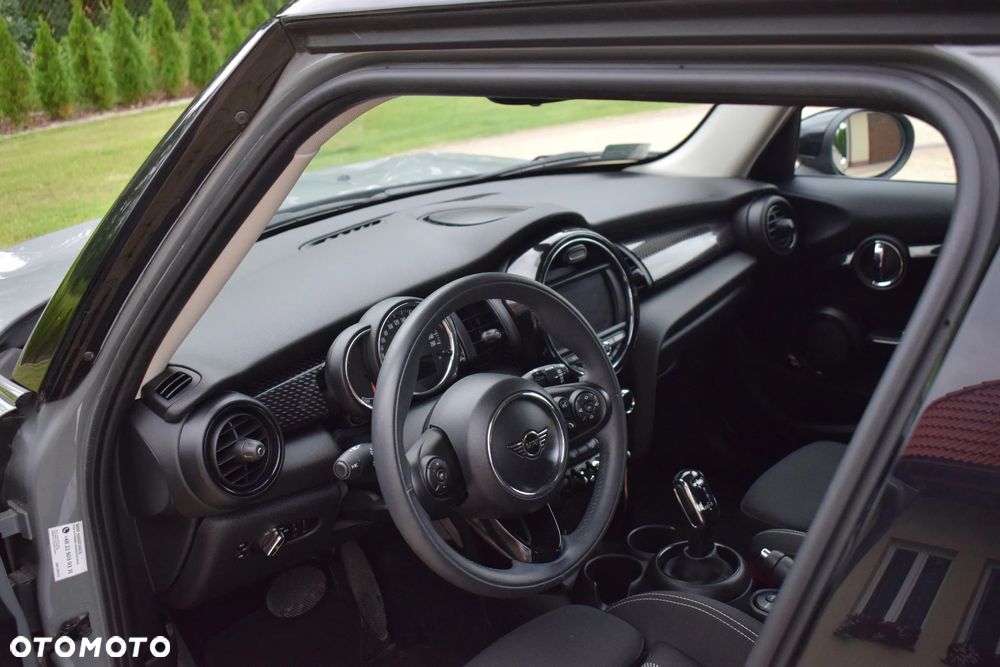 MINI Cooper S Standard - 9