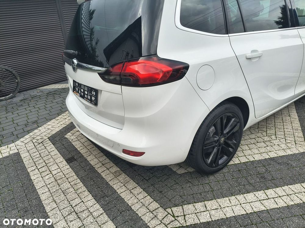 Opel Zafira 1.4 Turbo Business Edition - 27