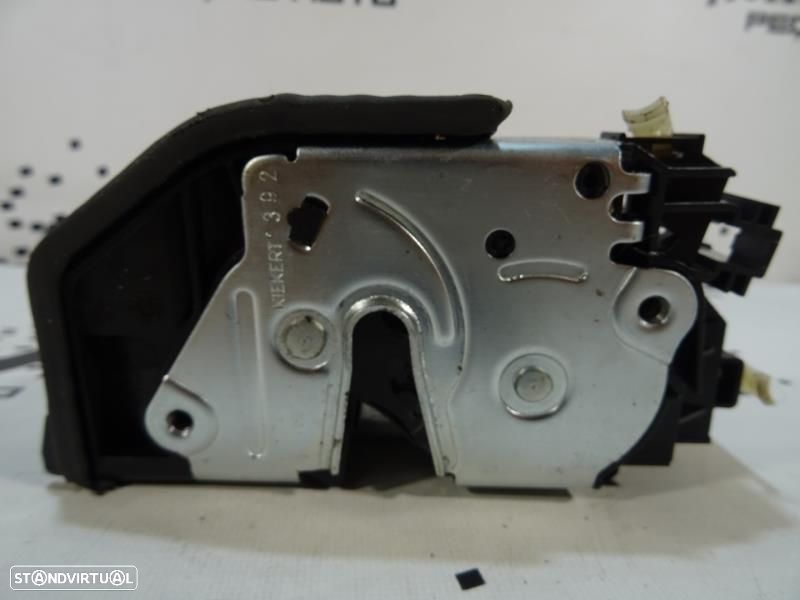 Fecho Da Porta Trás Direita Bmw 1 (F20)  51227202148 / 7202148 / A0537 - 6