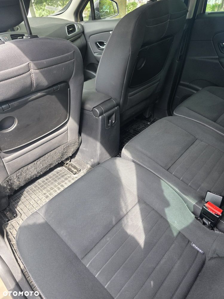 Renault Scenic 1.6 16V Limited - 10