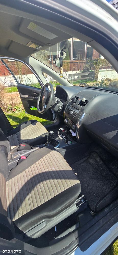 Fiat Sedici 1.6 16V 4x4 Dynamic - 14