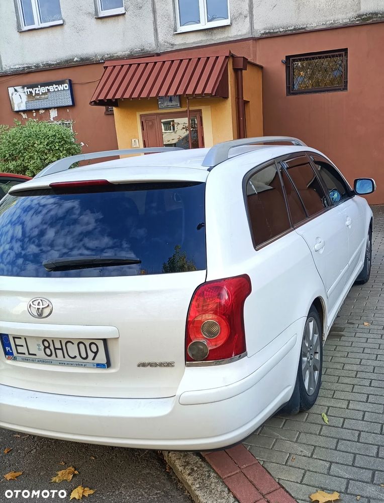 Toyota Avensis 1.8 VVT-i Sol - 3