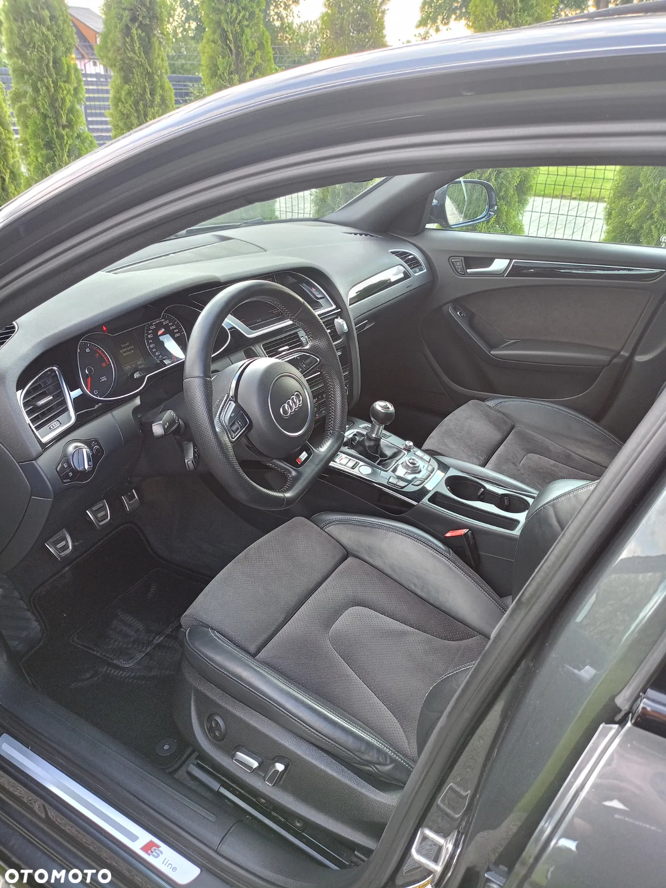 Audi A4 2.0 TFSI Quattro - 14