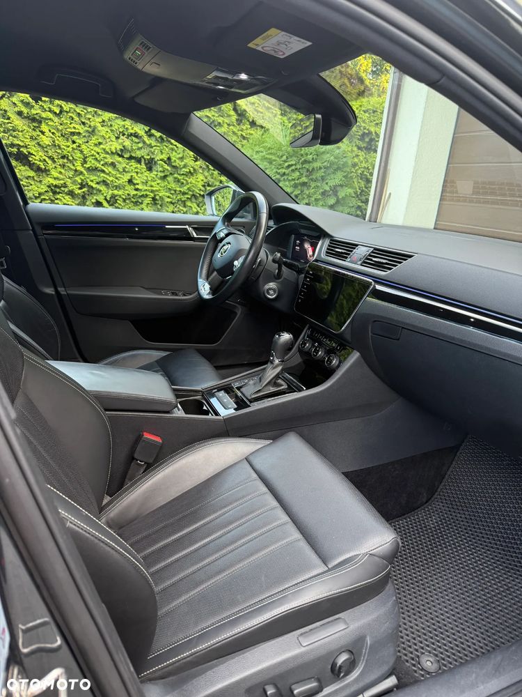 Skoda Superb 2.0 TSI L&K DSG - 17