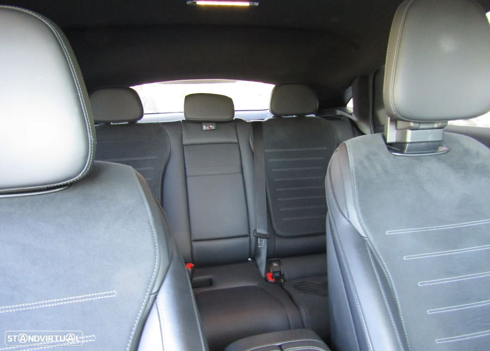 Mercedes-Benz GLC 300 e Coupé 4Matic - 22
