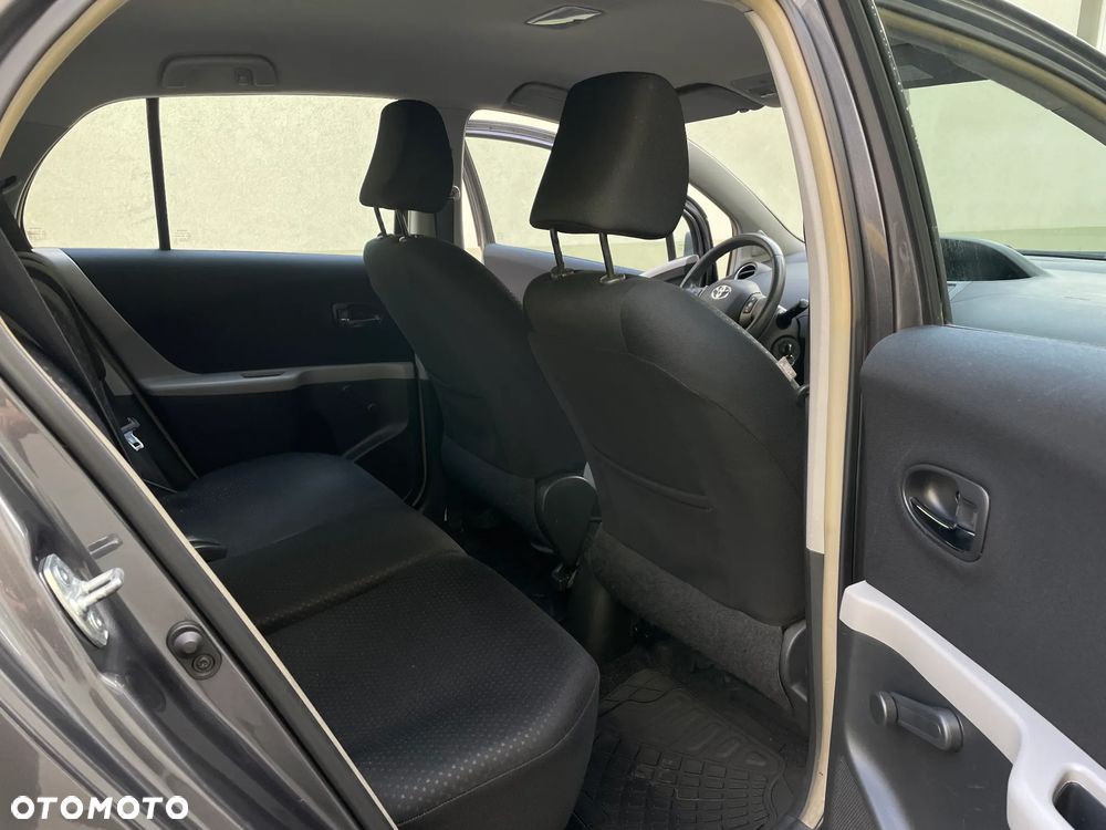 Toyota Yaris 1.33 Sol - 15