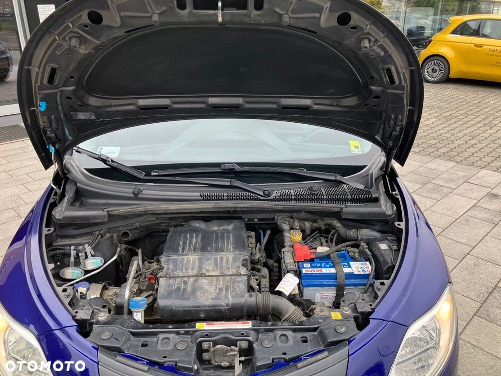 Lancia Ypsilon 1.2 8V Momo S&S - 23