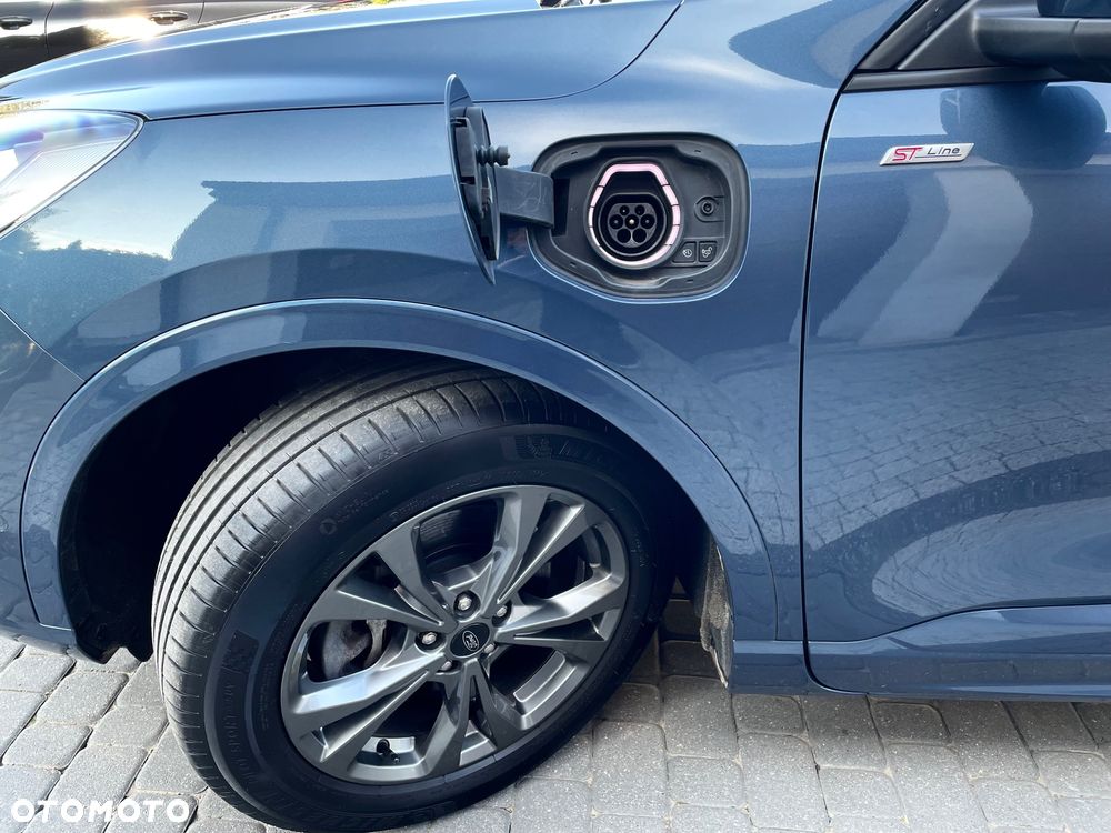 Ford Kuga 2.5 Duratec PHEV ST-LINE X - 21