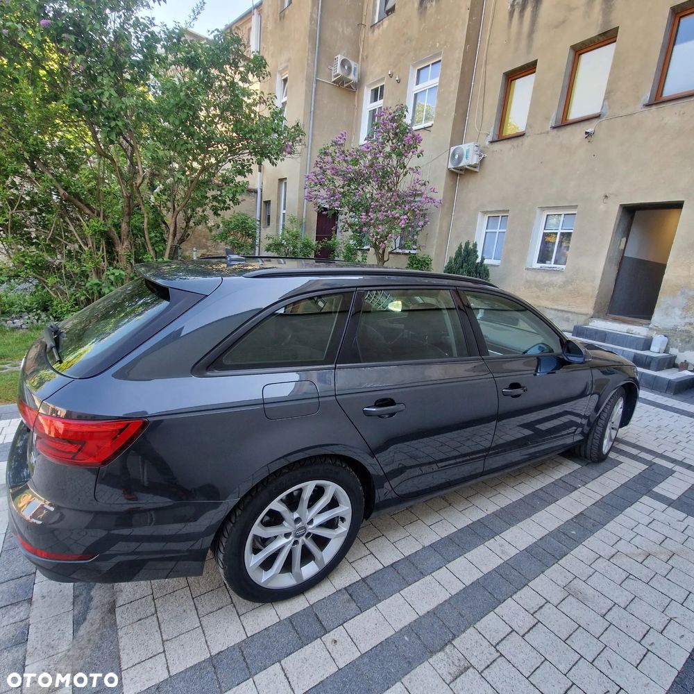 Audi A4 Avant 2.0 TDI - 3