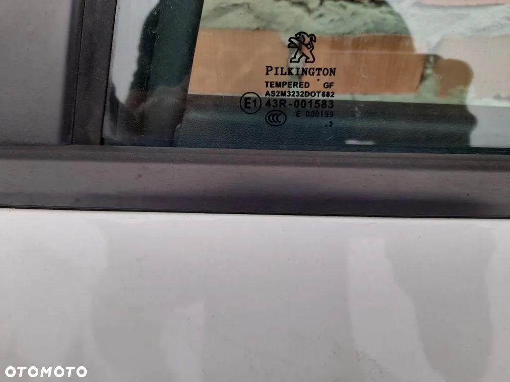 Drzwi lewe tył kompletne tylne Peugeot 208 I 12-19 EWP - 4