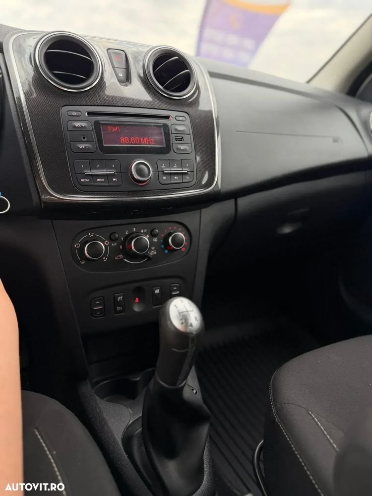 Dacia Sandero 1.5 90CP Laureate - 12
