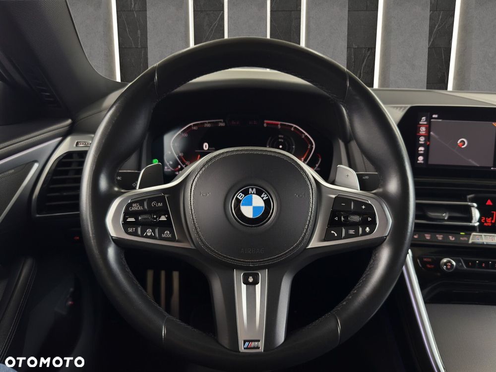 BMW Seria 8 - 37