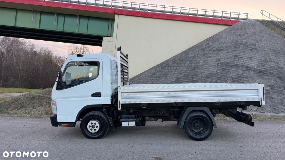 Mitsubishi Fuso - 4