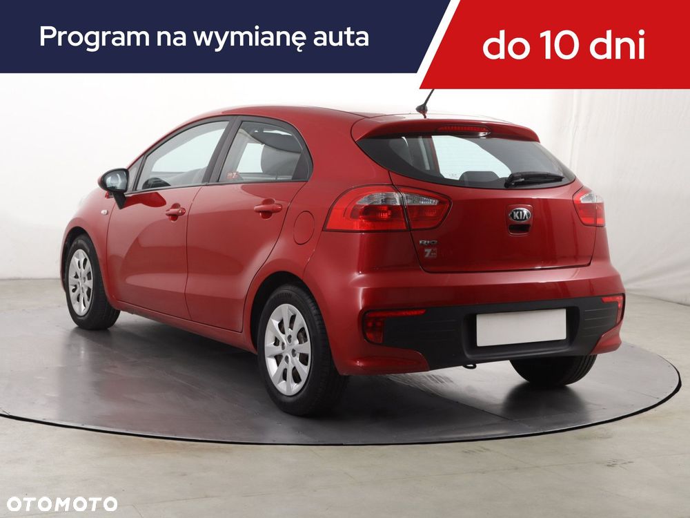 Kia Rio 2015 photo 5