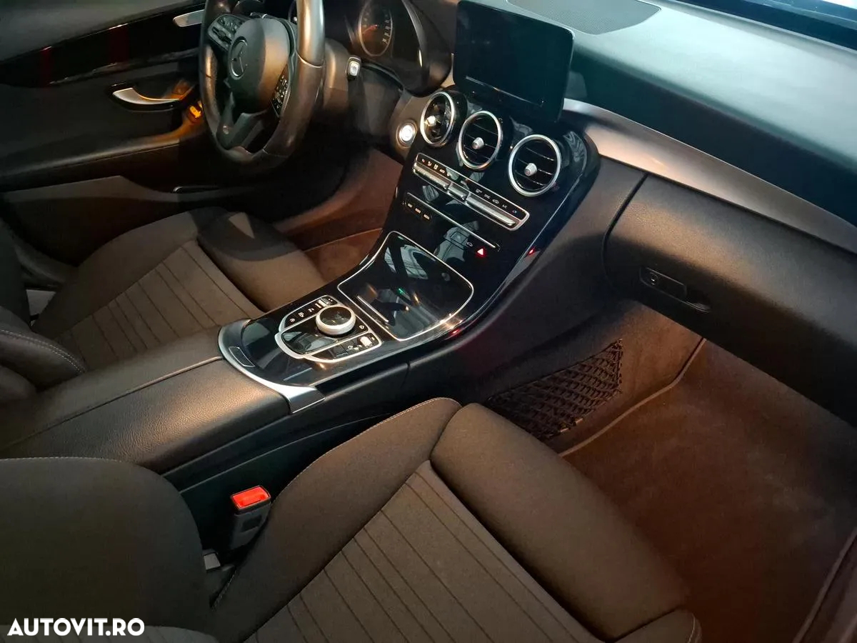 Mercedes-Benz C 180 Aut. - 12
