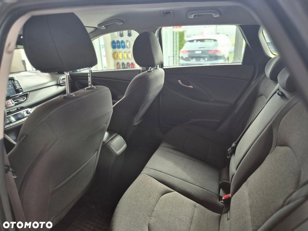 Hyundai i30 1.5 T-GDI 48V Comfort DCT - 18