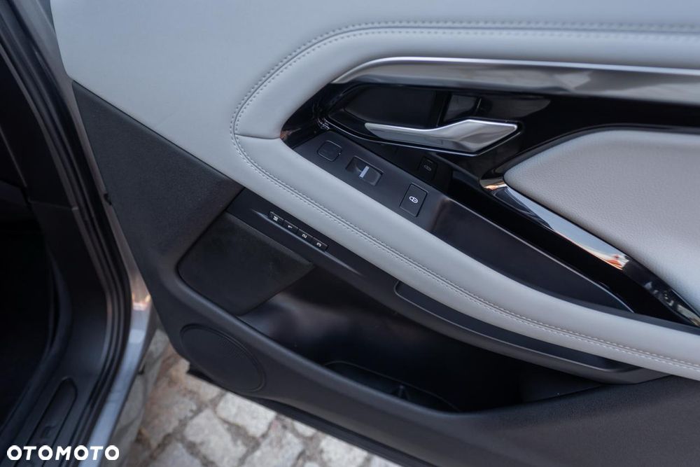 Land Rover Range Rover Evoque P250 R-Dynamic - 38