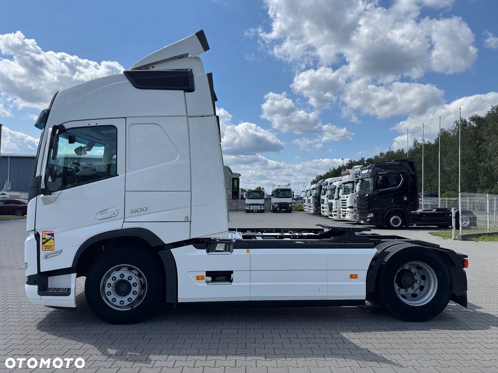 Volvo FM FH 500 Euro6 Full Led z kurierki Import France - 8