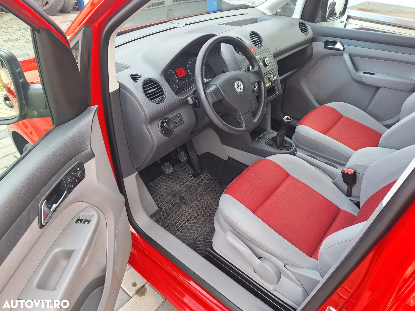 Volkswagen Caddy 1.9 TDI DPF BMT Life (5-Si.) - 6