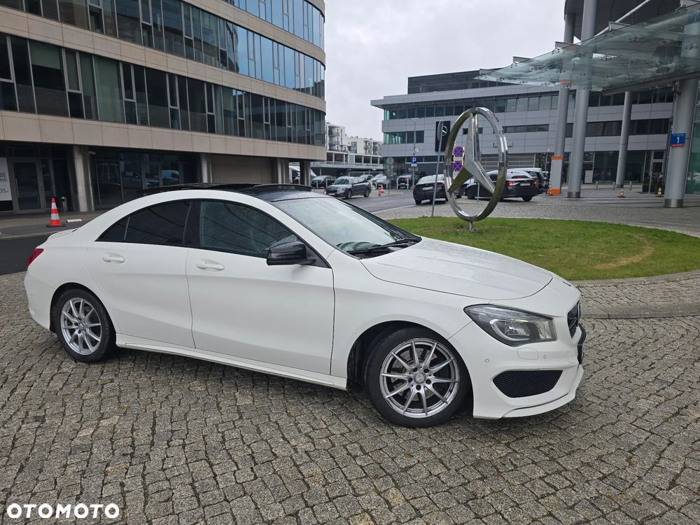 Mercedes-Benz CLA 250 7G-DCT AMG Line - 19