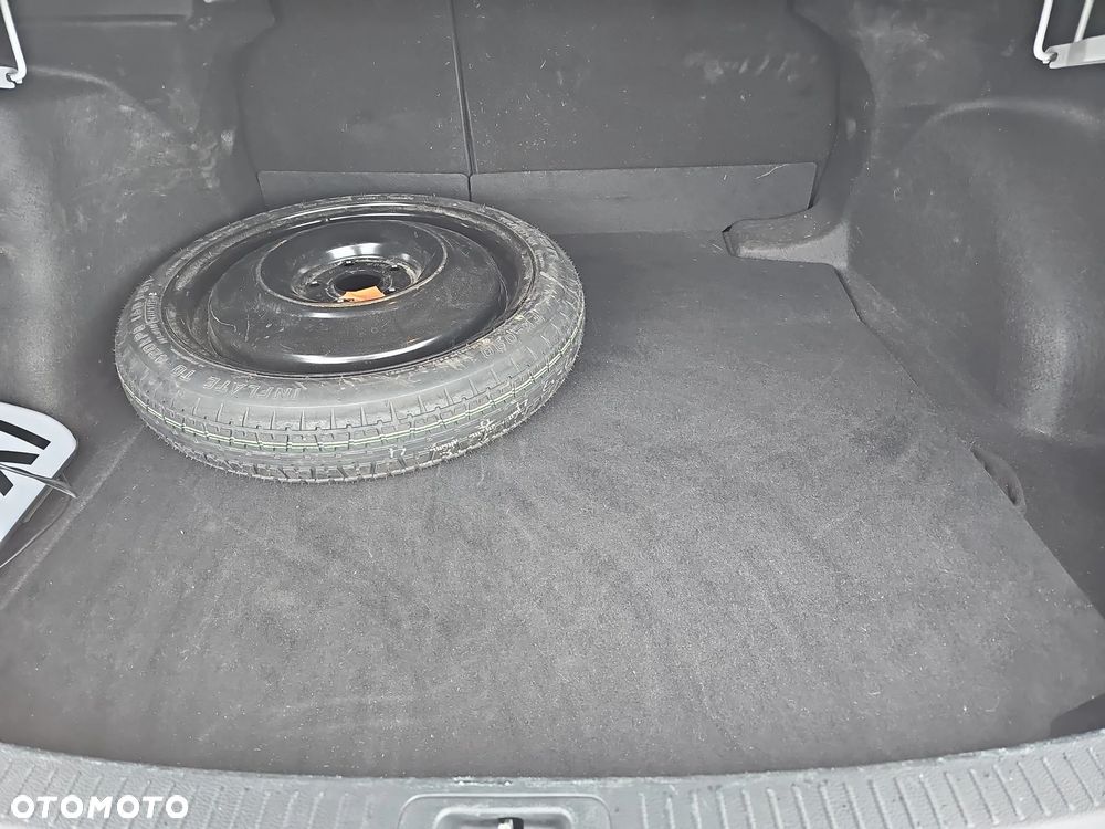 Toyota Corolla 1.8 Hybrid Comfort - 19