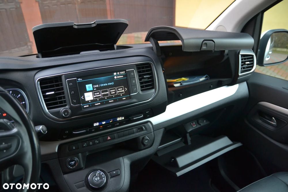 Peugeot Traveller 2.0 BlueHDi Standard Allure - 23