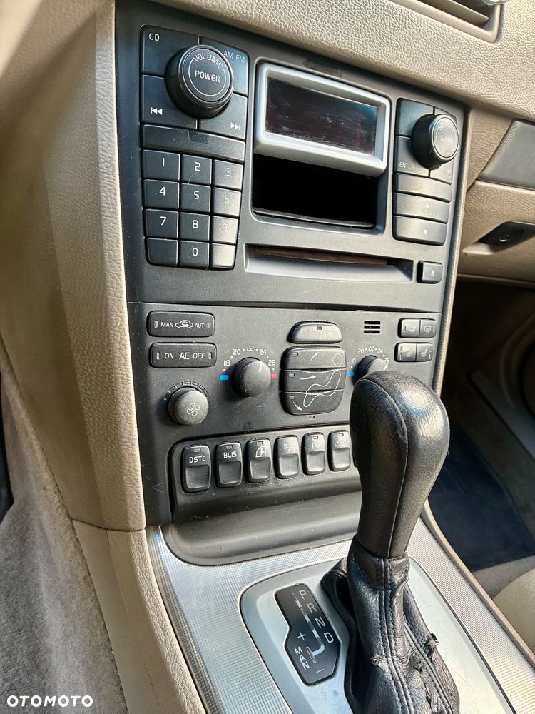 Volvo XC 90 4.4 V8 AWD Momentum - 16