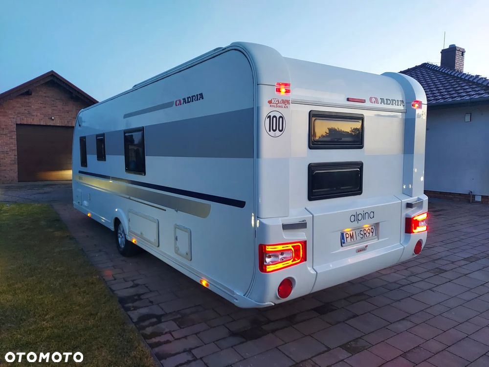 Adria Alpina 663UK - 4