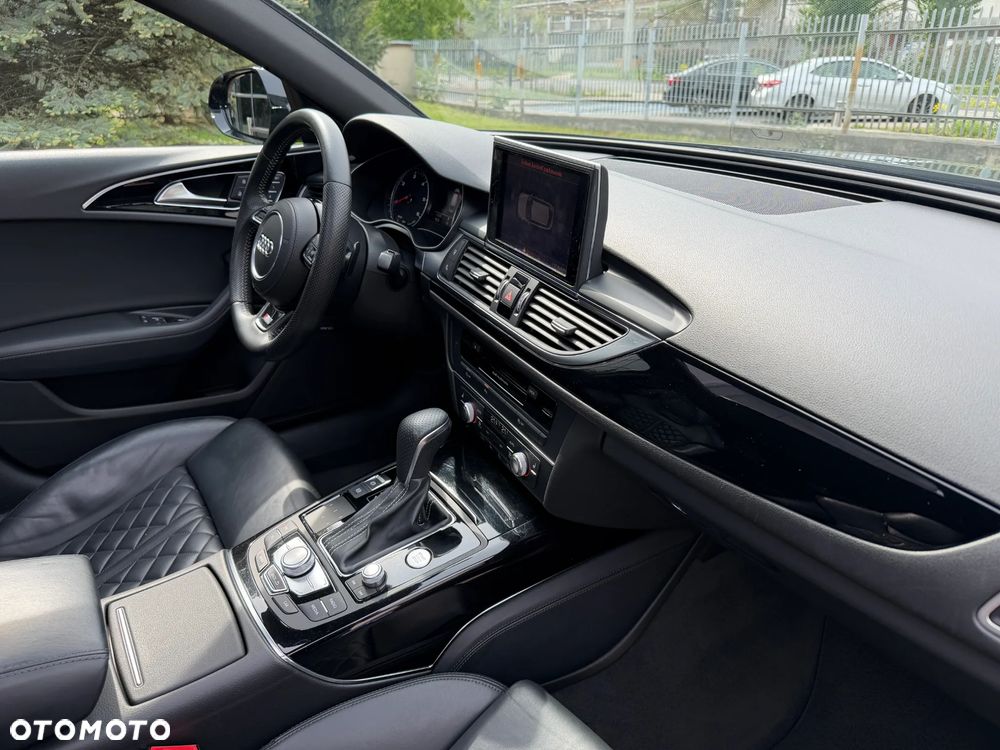 Audi A6 Avant 2.0 TDI Ultra DPF S tronic - 17