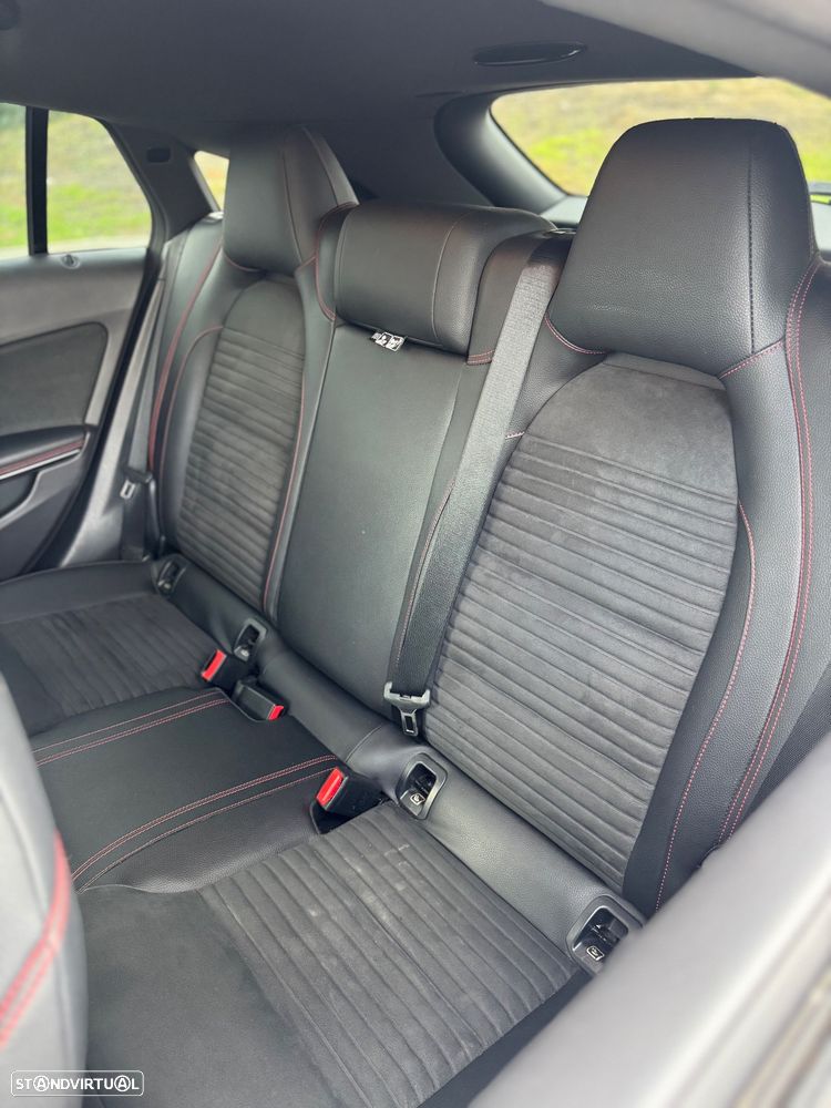 Mercedes-Benz CLA 180 d 7G-DCT AMG Line - 11