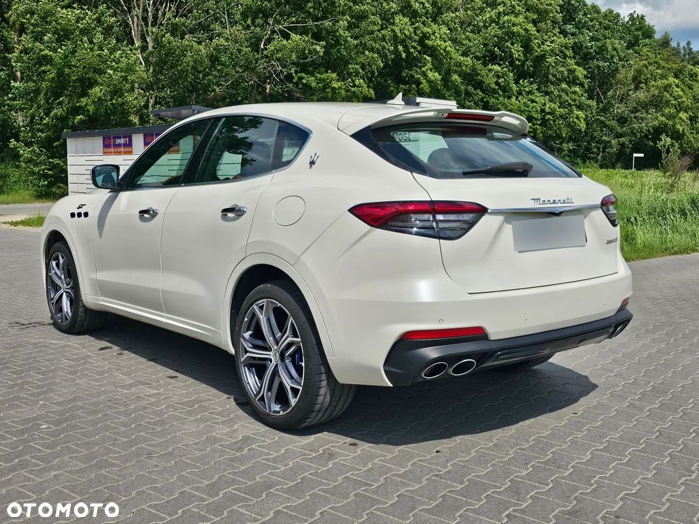 Maserati Levante GT Hybrid - 3