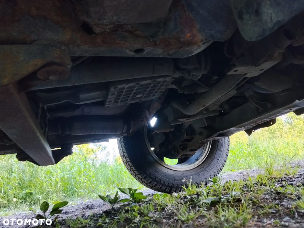 Mitsubishi Pajero Pinin 1.8 - 9