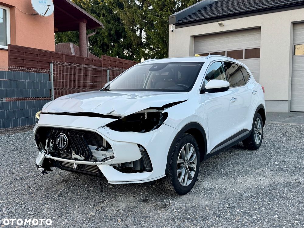 MG HS 1.5 T-GDI Exclusive DCT - 9