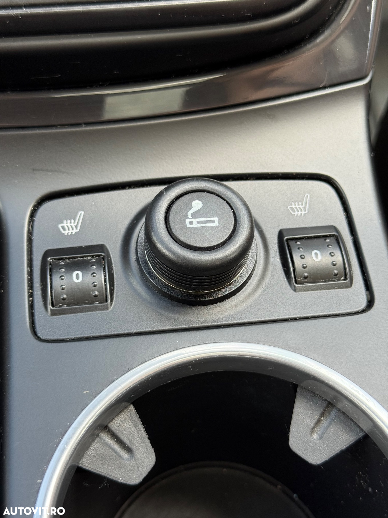 Ford Kuga 2.0 TDCi 4WD Powershift Titanium - 16