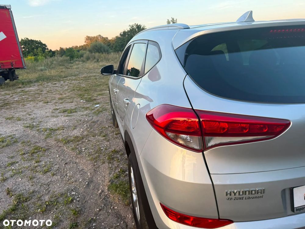 Hyundai Tucson blue 1.7 CRDi 2WD Classic - 24