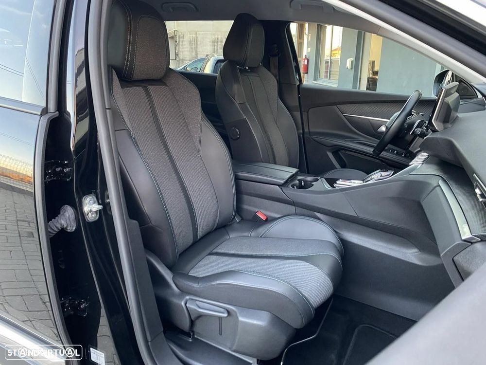 Peugeot 5008 1.5 BlueHDi Allure EAT8 - 5