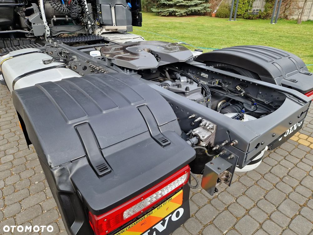 Volvo FH5 500 I-SAVE XXL ACC / MEGA / LOW DECK /  BOGATA WERSJA / JAK NOWY - 16