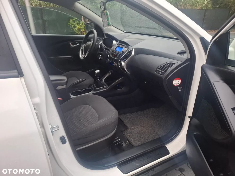 Hyundai ix35 1.6 GDI Classic 2WD - 17