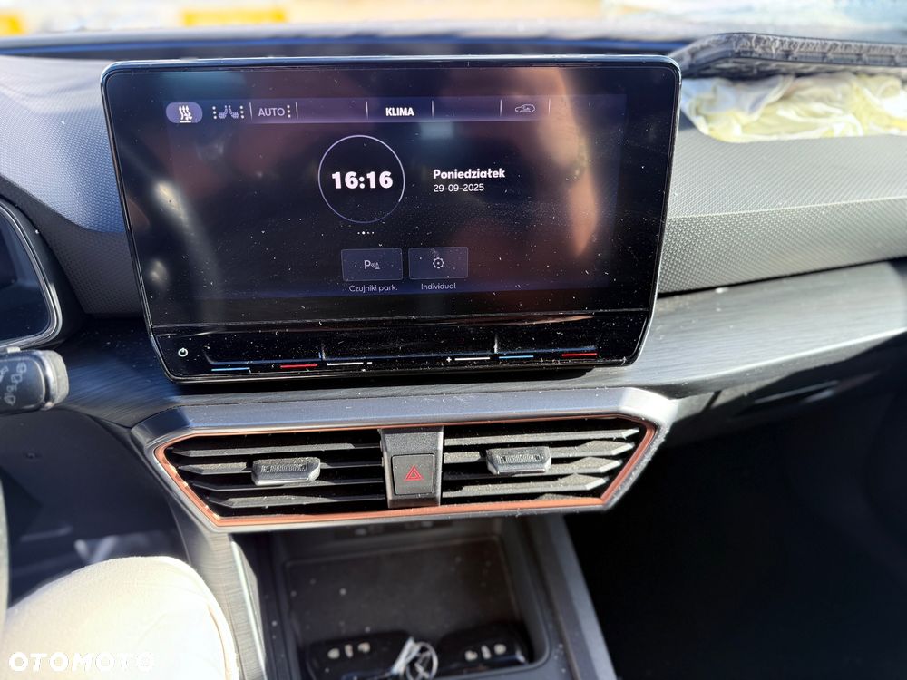 Cupra Leon 1.4 e-Hybrid PHEV DSG - 24