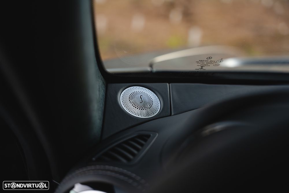 Mercedes-Benz AMG GT R - 33