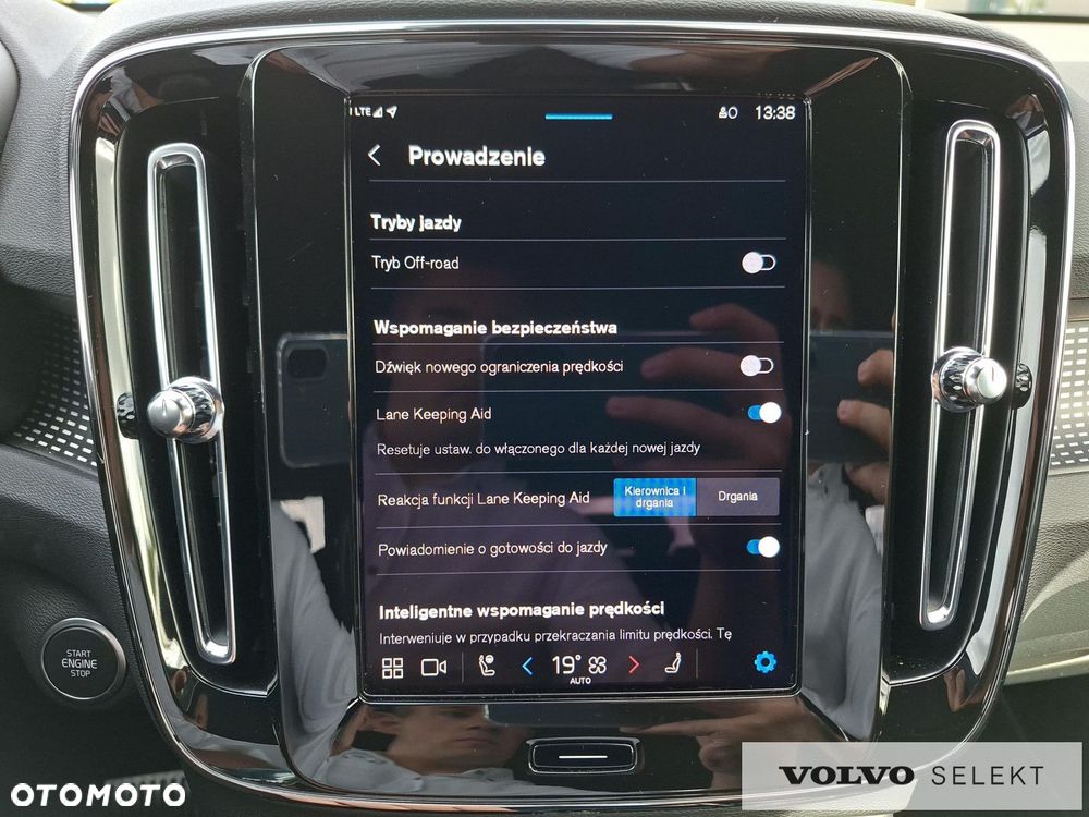 Volvo XC 40 - 26