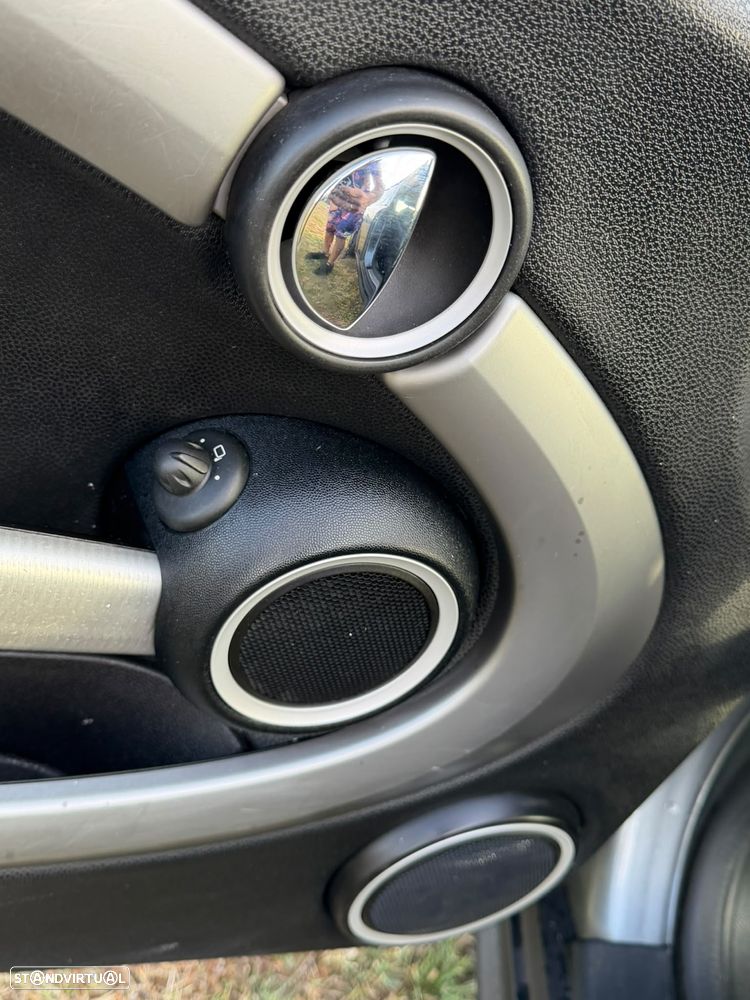 MINI 3 Portas Cooper D - 7