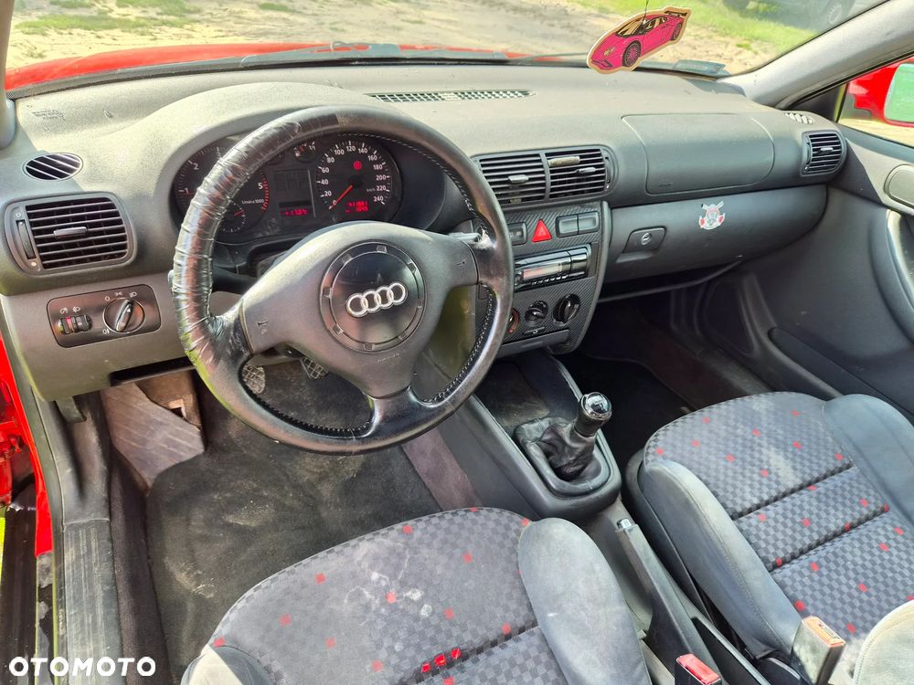 Audi A3 3-drzwiowe 1.9 TDI Ambiente - 10